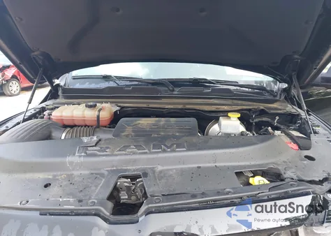 2023 Ram 1500 Big Horn 4X2 6'4 Box from USA, damaged, VIN 1C6RREBG8PN604579